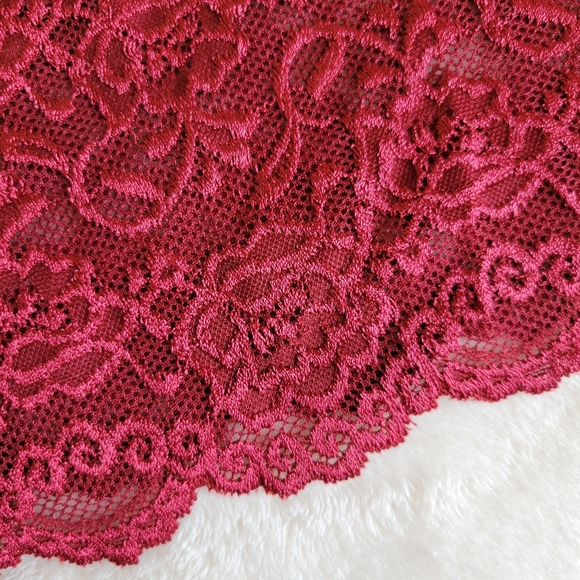 Foxers cranberry lace bralette cropped cami - large - Picture 3 of 4
